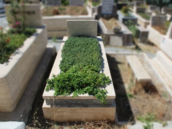 Ankara traverten tek kişilik mezar modeli sade ve modern tasarım