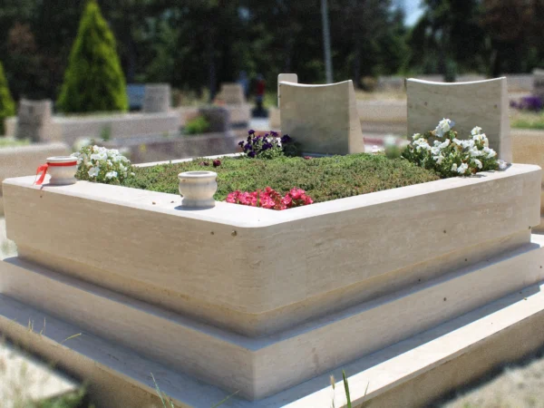 Uygun fiyatlı traverten çift kişilik blok mezar Ankara