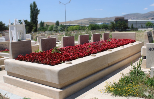 Kırşehir Mezar Yapımı ve Bakım Hizmetleri